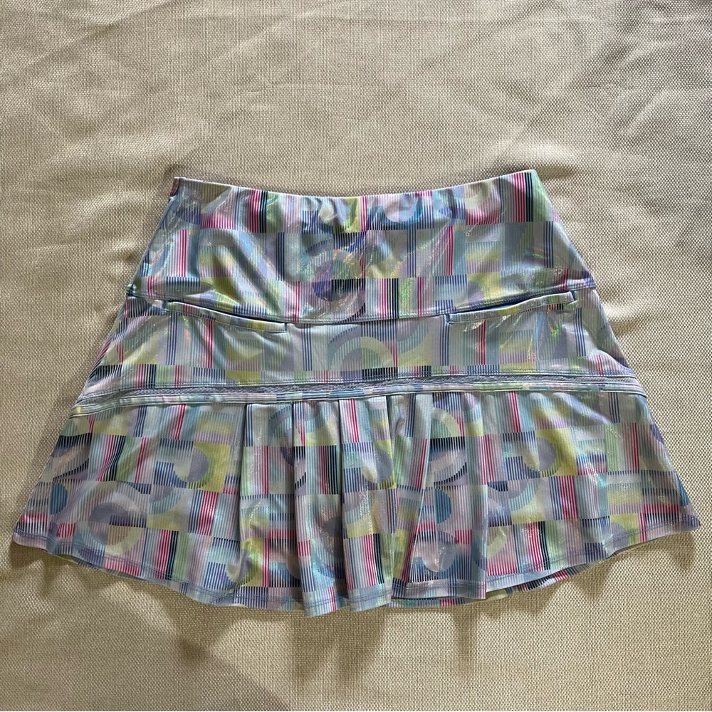 Lucky in Love Geometric Foil Print Athletic Skirt Sz M Tennis Golf Activewear - Picture 2 of 8
